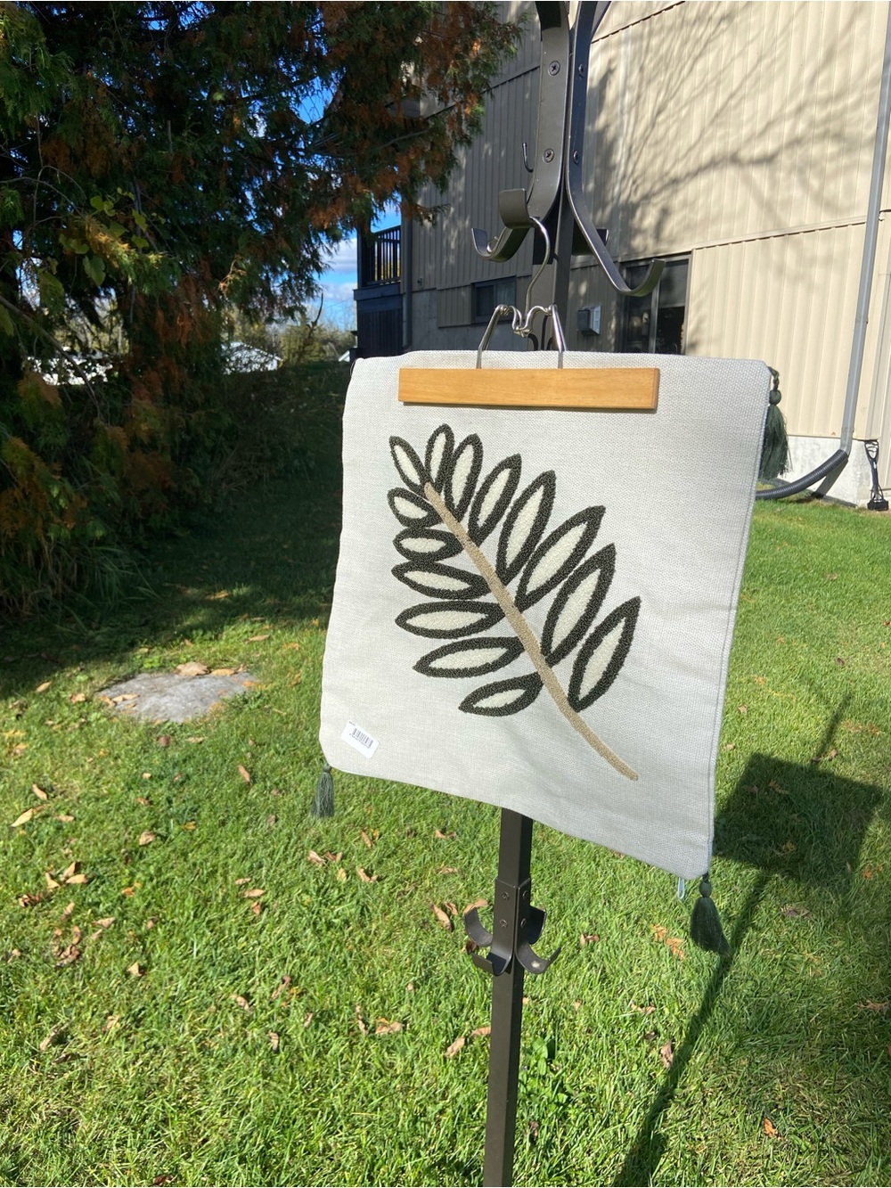 NWT Punch Embroidery Green Leaf Pillow Cover